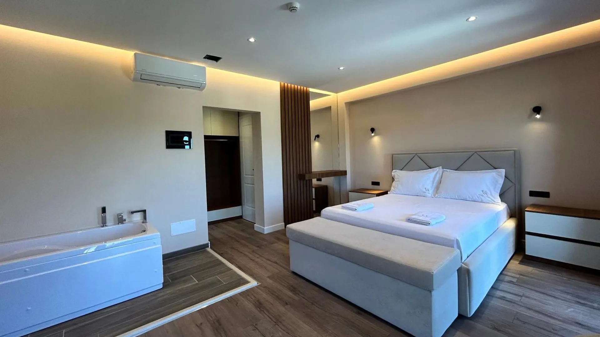 Hotel Vila Ami Trajas 0*,