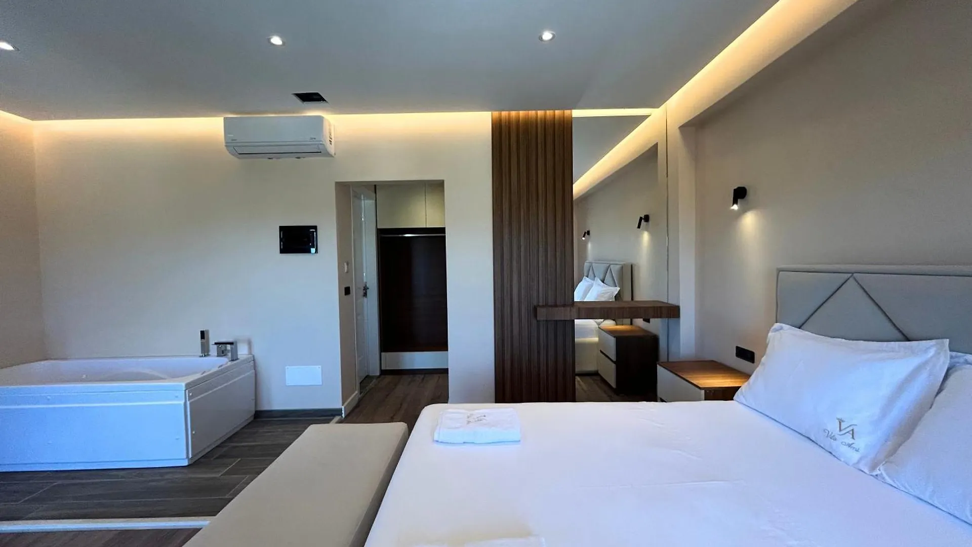 Hotel Vila Ami Trajas