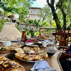 Kulla Hupi Locanda